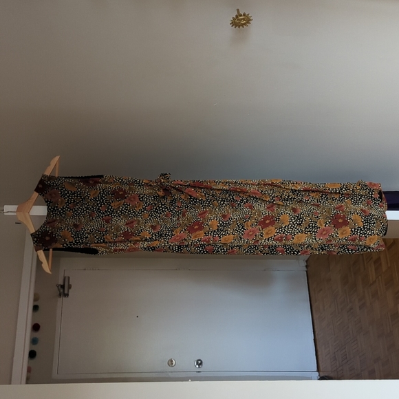 Jones New York Dresses & Skirts - Vintage Jones New York wrap dress